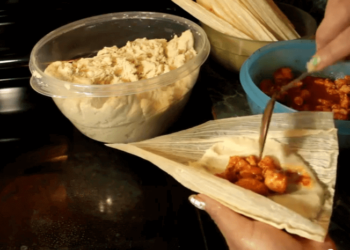 Tamales de Pollo, con Salsa Roja | Casayfamiliatv