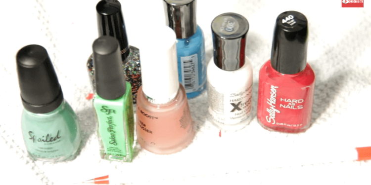 Uñas Decoradas de Regalitos Navideños – Diseño de Uñas # 12