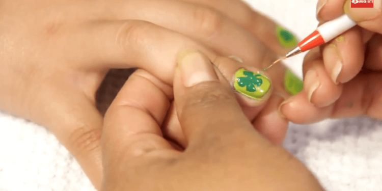 Uñas Decoradas | De Trébol para las Niñas | Casayfamiliatv