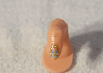 Uñas Decoradas | Con una Florecita