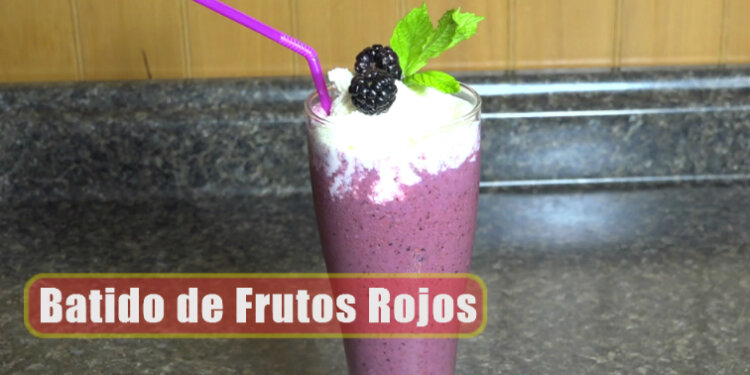 Batido de Frutos Rojos / Recetas / Casayfamiliatv
