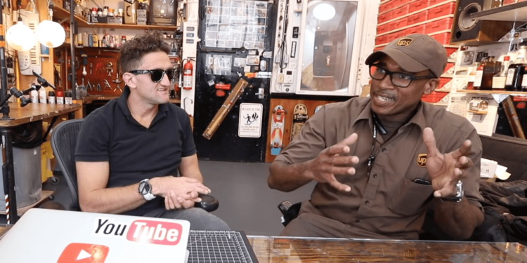 «Impresionante» CaseyNeistat Recauda  $151,792 Dolares en un par de días para ayudar a su amigo de UPS