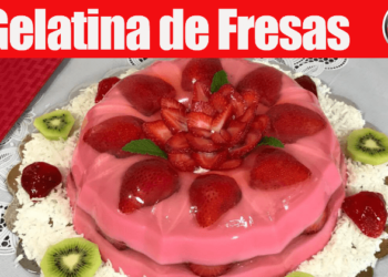Gelatina de Fresas Encapsuladas con Gelatina Transparente