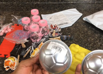 Compras de  figuritas y Moldecitos para Gelatinas o Postres