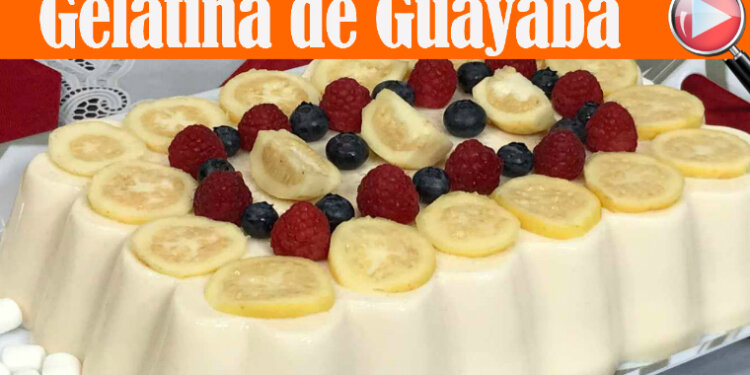 Gelatina de Yogurt de Guayaba y Tres Leches