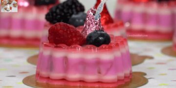 GELATINA DE CORAZĂN con FRESAS NATURALES: Receta FĂCIL y DELICIOSA | Casayfamiliatv - Recetas en Casayfamiliatv GELATINA DE CORAZĂN con FRESAS NATURALES: Receta FĂCIL y DELICIOSA | Casayfamiliatv