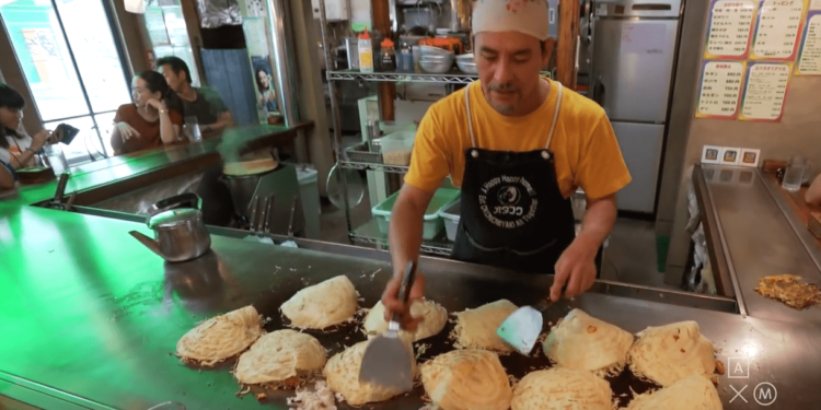 El chef latino que es una celebridad en Japón. - Recetas en Casayfamiliatv El chef latino que  es  una celebridad en Japón.