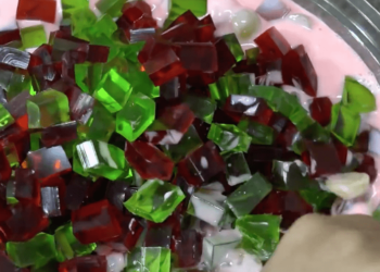 Ensalada Navideña de Yogurt Natural con Cerezas – Postre Navideño – Recetas en Casayfamiliatv