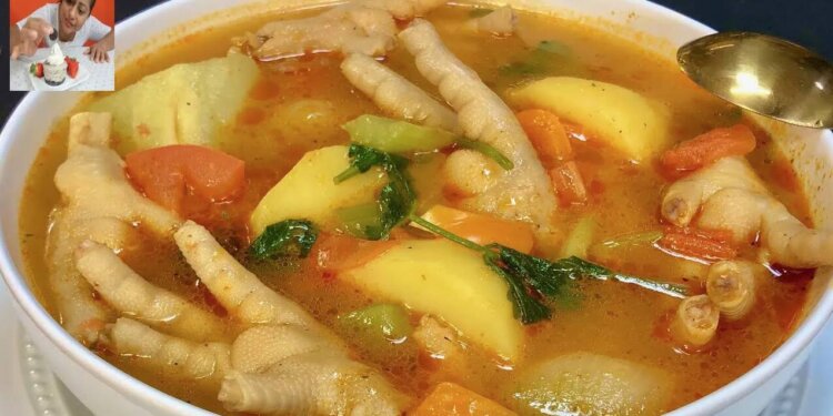 ▶ Descubre los increíbles beneficios del caldo de patas de pollo: Un Platillo Saludable y Nutritivo - Recetas en Casayfamiliatv ▶ Descubre los increíbles beneficios del caldo de patas de pollo: Un Platillo Saludable y Nutritivo